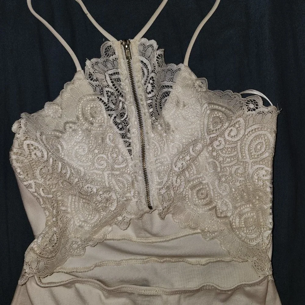 Dress - Picture 4 of 5